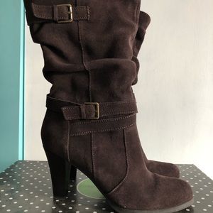 Chocolate brown heeled suede boots